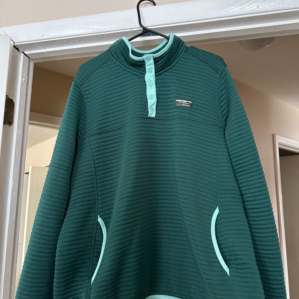 L.L. Bean Women’s Airlight Pullover